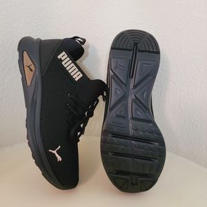 Puma Womens Black Sneakers Size 8